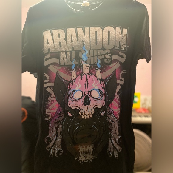 Hot Topic Other - Vintage Hot Topic tshirt - Abandon All Ships